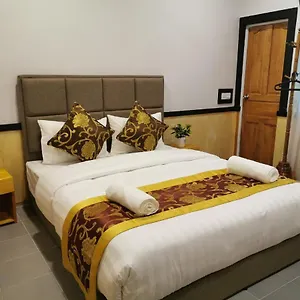  Bed & Breakfast Lotus Homestay At Delhi Airport India