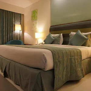 *** Hotel Hoxton Pride At Delhi Airport India