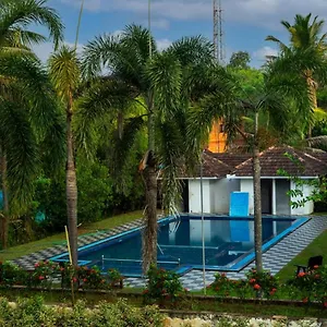  Resort Kumarakom Heritage & Ayurveda India